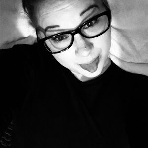 Meet your Posher, Brittney